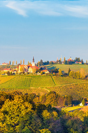 simsearch:879-09189052,k - View of the villages of Svetinje and Jeruzalem. Ormoz, Drava region, Slovenia Photographie de stock - Rights-Managed, Code: 879-09189040