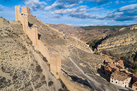 simsearch:879-09189071,k - Medieval walls of Albarracin town. Albarracin, Teruel, Aragon, Spain, Europe Stock Photo - Rights-Managed, Code: 879-09189091