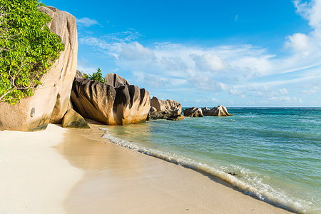 scenic and tropical - Anse Source d'Argent beach, La Digue island, Seychelles, Africa Stock Photo - Rights-Managed, Code: 879-09189124