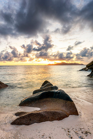 Sunset at Anse Source d'Argent, La Digue island, Seychelles, Africa Foto de stock - Con derechos protegidos, Código: 879-09189125