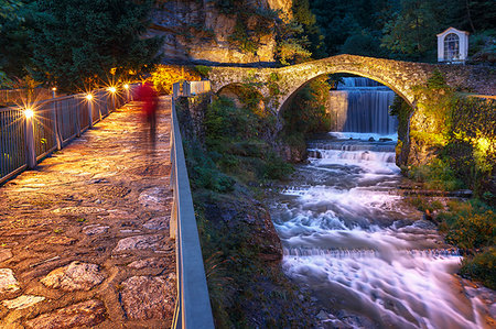 simsearch:879-09129295,k - Alpine village of Campodolcino with the old Ponte Romano, Spluga valley, Sondrio province, Lombardy, Italy, Europe Stock Photo - Rights-Managed, Code: 879-09189204