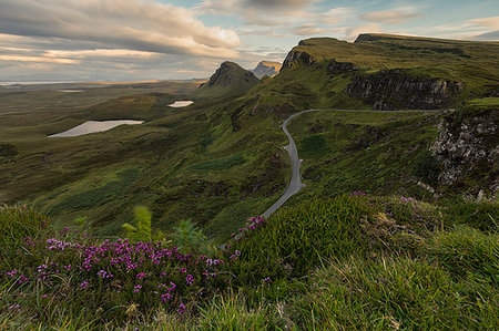 staffin - sunset at Quiraing, Isle of Skye, Inner Hebrides, Scotland, Europe Foto de stock - Direito Controlado, Número: 879-09189312