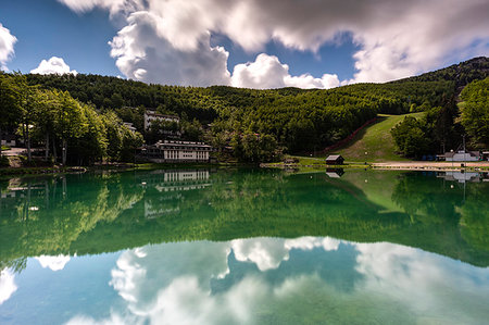 south european - reflections on the lake at Cerreto Laghi, municipality of Ventasso, Reggio Emilia Province, Emilia Romagna District, northen Italy, Europe Photographie de stock - Rights-Managed, Code: 879-09189352