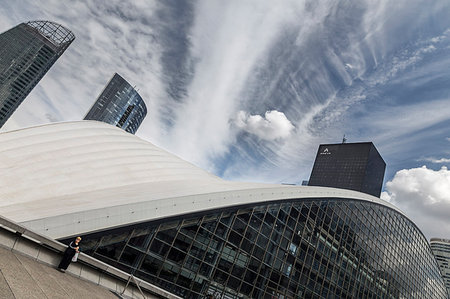 simsearch:879-09190980,k - La Défense, Paris, France, Europe. La Défense business district Photographie de stock - Rights-Managed, Code: 879-09189406