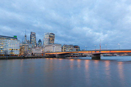 City of London with London Bridge, London, Great Britain, UK Photographie de stock - Rights-Managed, Code: 879-09189425