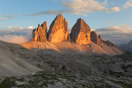 Sunset on Tre Cime di Lavaredo, Dolomites, Dobbiaco, South Tyrol, Bolzano, Italy Stockbilder - Lizenzpflichtiges, Bildnummer: 879-09189486