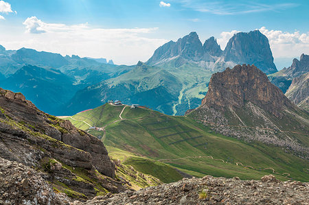 simsearch:879-09191598,k - The view from Sentiero delle Creste, Passo Pordoi, Arabba, Belluno, Veneto, Italy, Europe Photographie de stock - Rights-Managed, Code: 879-09189540