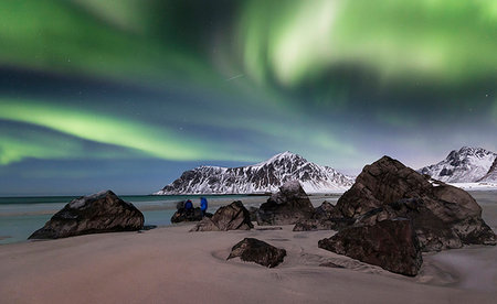 estrés - Skagsanden beach with northern light, Flakstad village, Svolvear district, Lofoten Islands, Norway Photographie de stock - Rights-Managed, Code: 879-09189849