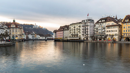 simsearch:879-09189834,k - Riverside of Reuss river, Lucern district, Lucern Canton, Switzerland Fotografie stock - Rights-Managed, Codice: 879-09189843