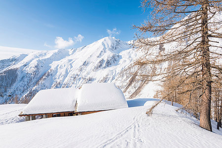 Alpe Ciavannassa in wintertime, Piamprato, Valle Soana, Gran Paradiso National Park, Piedmont, Province of Turin, Italian alps, Italy Stock Photo - Rights-Managed, Code: 879-09189888