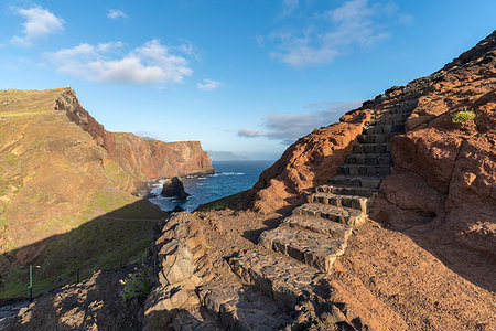 portugais - Steps on the trail to Point of Saint Lawrence. Canical, Machico district, Madeira region, Portugal. Photographie de stock - Rights-Managed, Code: 879-09190021