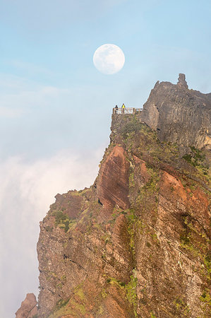 simsearch:879-09190103,k - Full moon above Nino da Manta lookout and two people on the platform. Pico do Arieiro, Funchal, Madeira region, Portugal. Stock Photo - Rights-Managed, Code: 879-09190049