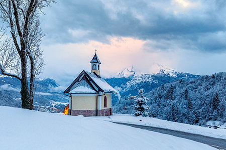 simsearch:700-05762053,k - Chapel Kirchleitn at Berchtesgaden in winter, Berchtesgadener Land district, Upper Bavaria, Bavaria, Germany Foto de stock - Con derechos protegidos, Código: 879-09190564