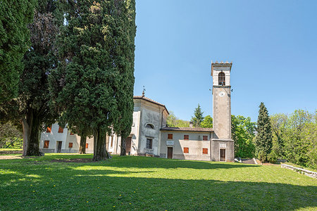Possagno, Treviso province, Veneto, Italy, Europe. The church San Rocco Fotografie stock - Rights-Managed, Codice: 879-09190719