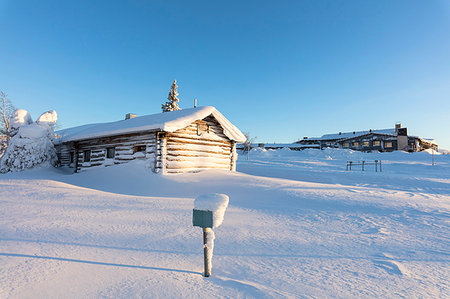 finnish (places and things) - Wood hut and Lapland Hotel Pallas, Pallastunturi, Pallas-Yllastunturi National Park, Muonio, Lapland, Finland Stock Photo - Rights-Managed, Code: 879-09191305