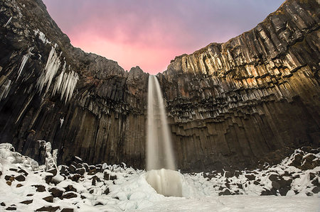 simsearch:879-09189343,k - Svartifoss waterfall at sunset, Skaftafell National Park, Southern Iceland Photographie de stock - Rights-Managed, Code: 879-09191539