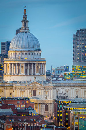 simsearch:879-09191666,k - The St. Paul Cathedral. London city, London, United Kingdom Foto de stock - Con derechos protegidos, Código: 879-09191644