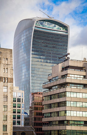 London financial district and the 20 Fenchurch Street Skyscraper. London, United Kingdom. Fotografie stock - Rights-Managed, Codice: 879-09191653