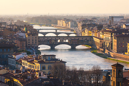 ponte vecchio - Ponte Vecchio bridge and Arno river, Florence, Tuscany, Italy Fotografie stock - Rights-Managed, Codice: 879-09191727