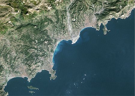 french riviera - Nice, France, True Colour Satellite Image. Nice, France. True colour satellite image of the city of Nice, taken on 2 November 2001, using LANDSAT 7 data. Foto de stock - Direito Controlado, Número: 872-06052923