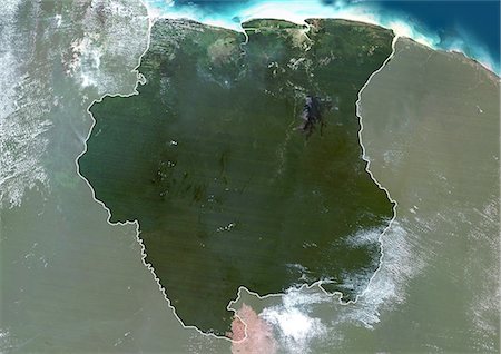simsearch:872-06053796,k - Suriname, en Amérique du Sud, True Image-Satellite couleur avec bordure et masque. Vue satellite du Suriname (avec bordure et masque). Cette image a été compilée à partir de données acquises par les satellites LANDSAT 5 & 7. Photographie de stock - Rights-Managed, Code: 872-06053182