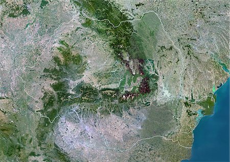 Romania, Europe, True Colour Satellite Image With Border. Satellite view of Romania (with border). This image was compiled from data acquired by LANDSAT 5 & 7 satellites. Foto de stock - Con derechos protegidos, Código: 872-06053233