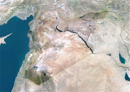 simsearch:872-06053329,k - Syria, Middle East, Asia, True Colour Satellite Image With Border And Mask. Satellite view of Syria (with border and mask). This image was compiled from data acquired by LANDSAT 5 & 7 satellites. Foto de stock - Con derechos protegidos, Código: 872-06053314