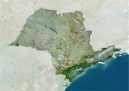 simsearch:872-06160472,k - Satellitenaufnahme der Staat Sao Paulo, Brasilien. Dieses Bild wurde aus Daten von Satelliten LANDSAT 5 & 7 erworbenen zusammengestellt. Stockbilder - Lizenzpflichtiges, Bildnummer: 872-06160497