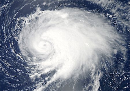 simsearch:872-08082780,k - Satellite view of Hurricane Leslie over the Atlantic Ocean. Image taken on September 5, 2012. Photographie de stock - Rights-Managed, Code: 872-08082684