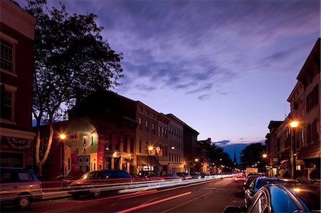 Twilight exterior of downtown Hudson, NY street, Hudson, NY. Fotografie stock - Rights-Managed, Codice: 872-08914985