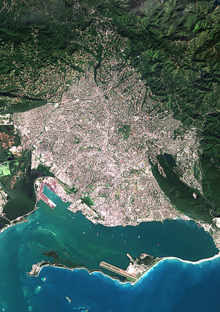 simsearch:872-08082782,k - Color satellite image of Kingston, capital city of JaMayca. Image collected on December 16, 2017 by Sentinel-2 satellites. Foto de stock - Con derechos protegidos, Código: 872-09185622