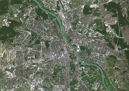 simsearch:872-09185542,k - Color satellite image of Warsaw, capital city of Poland. Image collected on October 02, 2017 by Sentinel-2 satellites. Photographie de stock - Rights-Managed, Code: 872-09185654