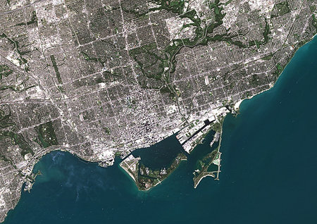 simsearch:872-09185867,k - Color satellite image of Toronto, Ontario, Canada, located on the northern shore of Lake Ontario. Image collected on September 04, 2016 by Sentinel-2 satellites. Photographie de stock - Rights-Managed, Code: 872-09185699
