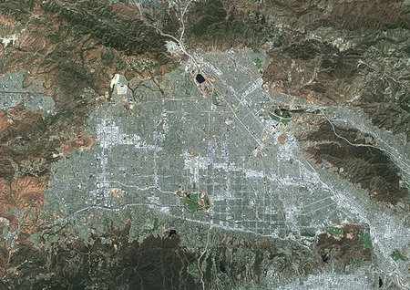 simsearch:872-09185714,k - Color satellite image of San Fernando Valley, California, United States. Image collected on June 13, 2017 by Sentinel-2 satellites. Photographie de stock - Rights-Managed, Code: 872-09185717