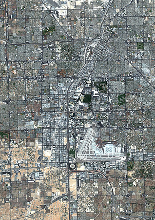 simsearch:872-08082770,k - Color satellite image of Las Vegas, Nevada, United States, with McCarran International Airport. Image collected on October 08, 2017 by Sentinel-2 satellites. Photographie de stock - Rights-Managed, Code: 872-09185711