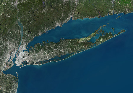 Color satellite image of Long Island, New York State, United States. Image collected on October 20, 2017 by Sentinel-2 satellites. Photographie de stock - Rights-Managed, Code: 872-09185712