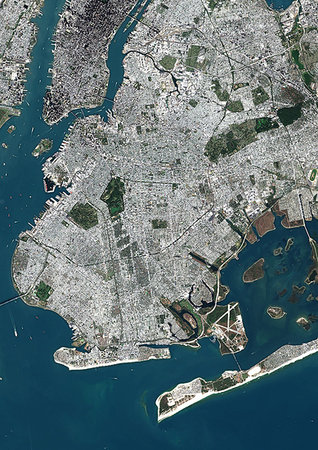 simsearch:872-09185782,k - Color satellite image of Brooklyn, New York City, New York State, United States. Brooklyn is one borough of New York City. It lies at the southwestern end of Long Island. Image collected on October 20, 2017 by Sentinel-2 satellites. Photographie de stock - Rights-Managed, Code: 872-09185730