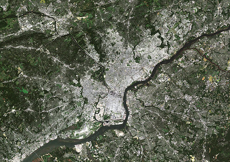 simsearch:872-09185770,k - Color satellite image of Philadelphia, Pennsylvania, United States The city is located along the Delaware and Schuylkill Rivers. Image collected on September 23, 2017 by Sentinel-2 satellites. Photographie de stock - Rights-Managed, Code: 872-09185783
