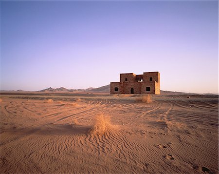saudi arabia buildings - Old Turkish Fort, Hejaz Railway Medain Saleh, Saudi Arabia Foto de stock - Con derechos protegidos, Código: 873-06440324