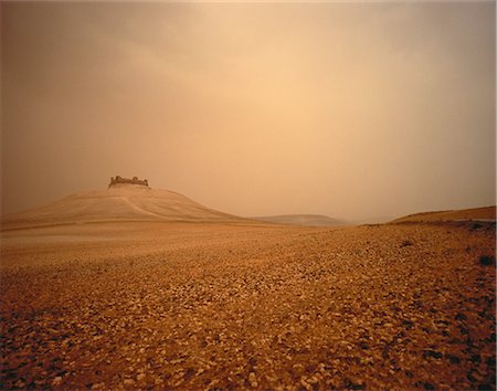 desert at dusk - Qala'at Ash-Shemis Castle Syria Foto de stock - Con derechos protegidos, Código: 873-06440326