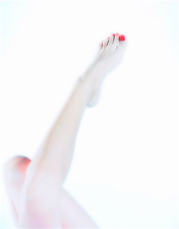 simsearch:873-06440651,k - Woman with Caviar on her Toes Stock Photo - Rights-Managed, Code: 873-06440801