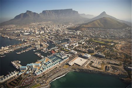 provincia del capo - Aerial View of Cape Town and Table Mountain, Western Cape, South Africa Fotografie stock - Rights-Managed, Codice: 873-06441255