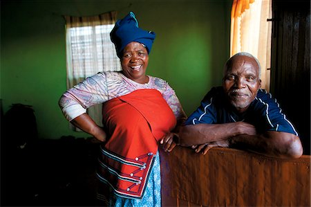 Xhosa couple in their home Photographie de stock - Rights-Managed, Code: 873-07156828