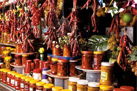 durban - Chilli, spices and Atchar, Victoria Street Market Foto de stock - Direito Controlado, Número: 873-07156952