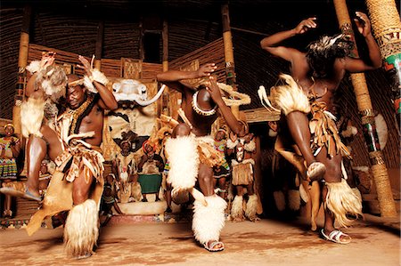 südafrikaner - Zulu Dancers, Shakaland Stockbilder - Lizenzpflichtiges, Bildnummer: 873-07156963